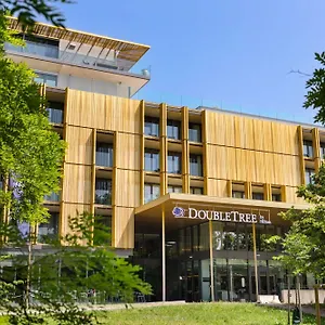 Doubletree By Hilton Schonbrunn Отель