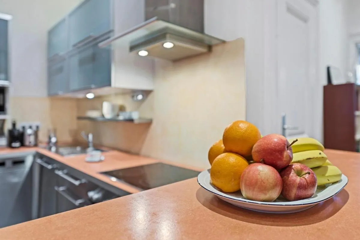 2 Bedroom Vintage Apartment, Garden, Near Schoenbrunn Vídeň Rakousko